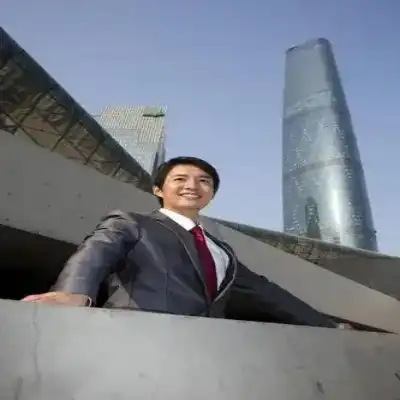 成冬芷